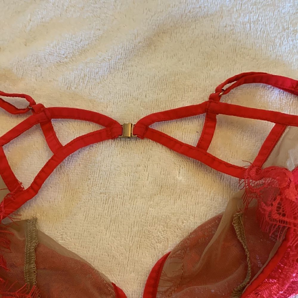 Stylestalker red lace bra Size XS NWT - Picture 6 of 7